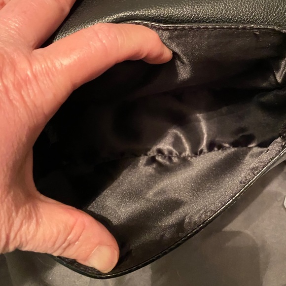 VICTORIA SECRET CROSS BODY PURSE - Picture 9 of 14